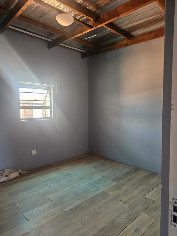 11 Bedroom Property for Sale in Chatsworth Western Cape